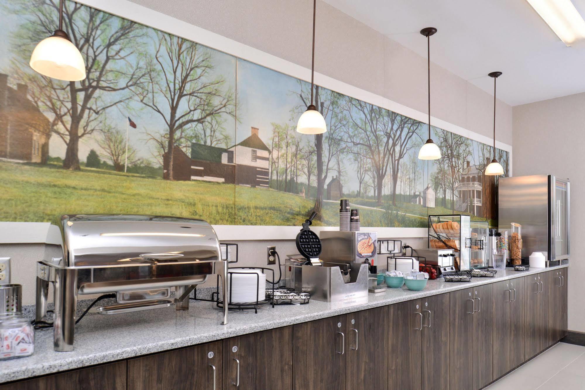 Appomattox Inn And Suites Buitenkant foto