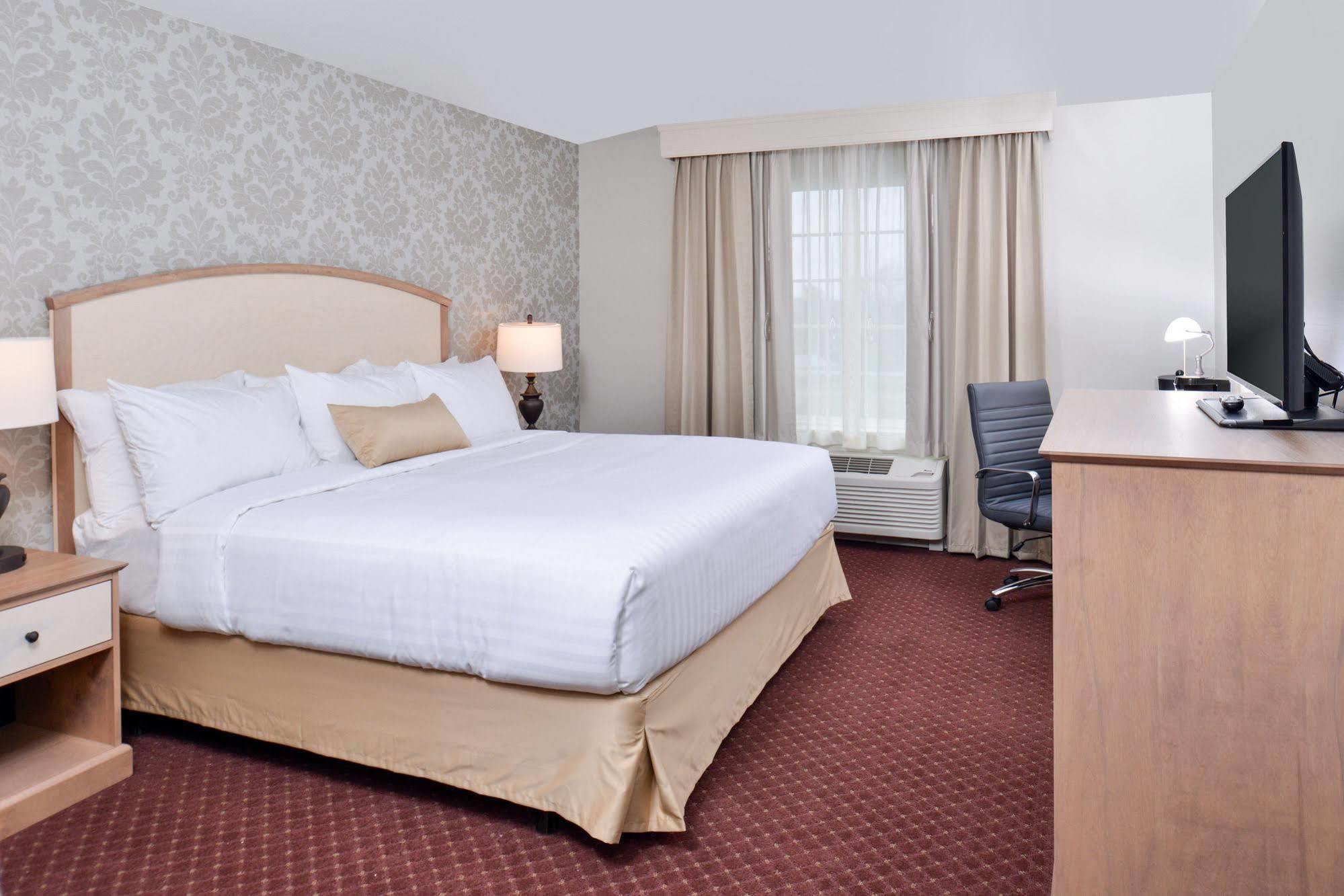Appomattox Inn And Suites Buitenkant foto