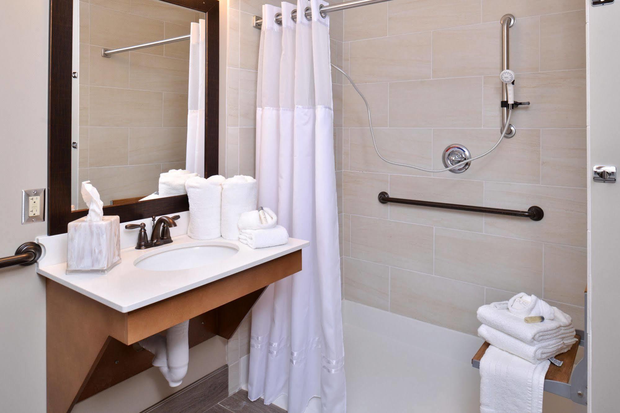 Appomattox Inn And Suites Buitenkant foto