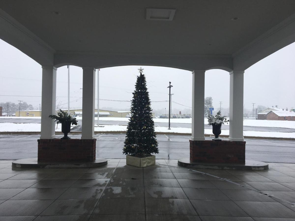 Appomattox Inn And Suites Buitenkant foto